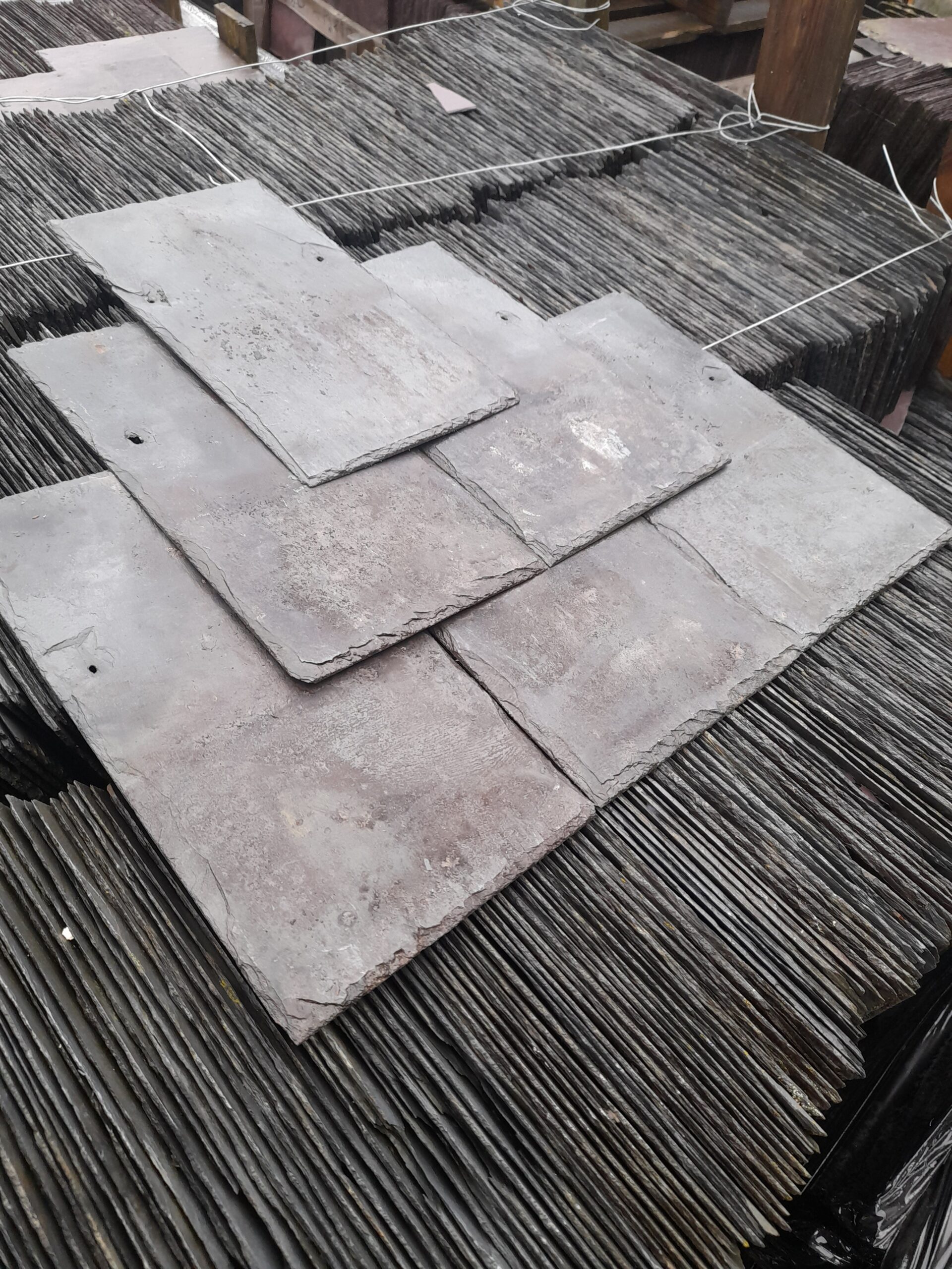 Reclaimed 13″ x 7″ Welsh Grey Roofing Slate (per 100) Roofing and